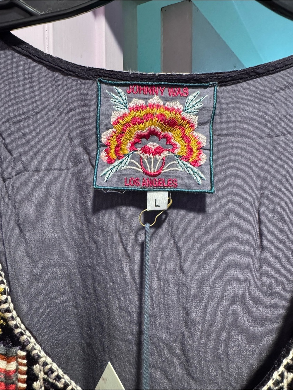 NWT!! Johnny Was Size L Velvet Floral Scoop-Neck Women's Top - Plum with Pink - Picture 3 of 9